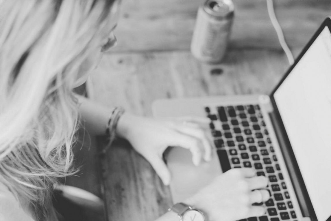 Conception mobile-first en action - interface sur différents appareils